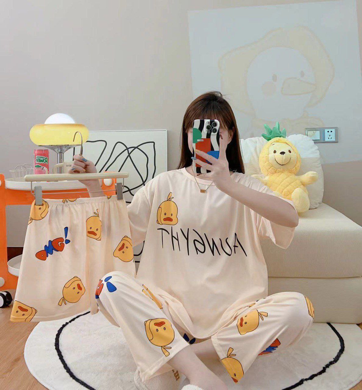 ست تیشرت شلوار شرتک زنانه